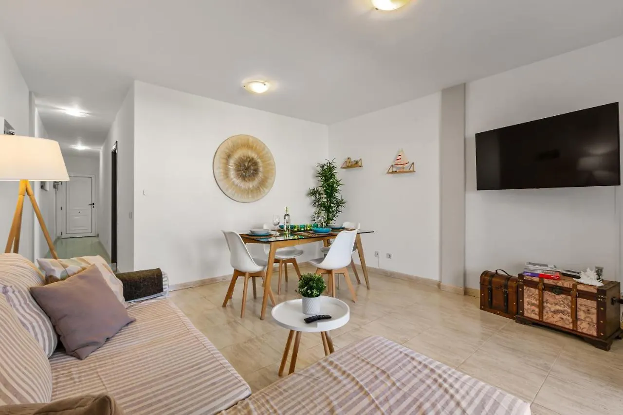 Casa Conchita. Relax, diversión y playa. Playa Honda  Playa Honda (Lanzarote)